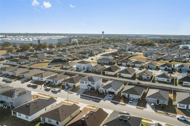 305 MEADOWBROOK BOULEVARD, Winter Haven, FL 33881