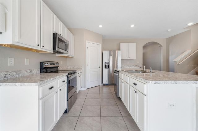 305 MEADOWBROOK BOULEVARD, Winter Haven, FL 33881