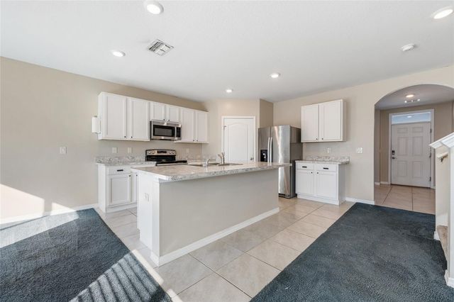 305 MEADOWBROOK BOULEVARD, Winter Haven, FL 33881