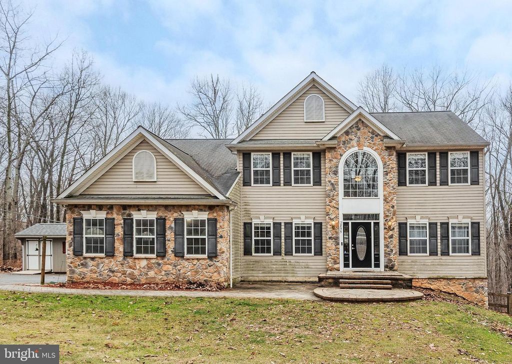 3895 BUFFALO RD, New Windsor, MD 21776