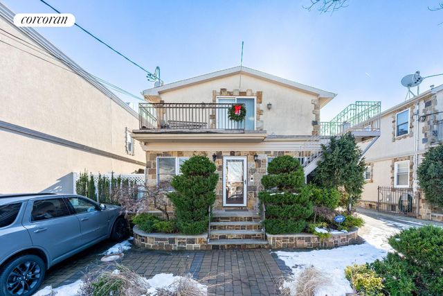 162-16 77TH Road, New York City, NY 11366