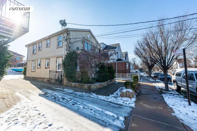 162-16 77TH Road, New York City, NY 11366