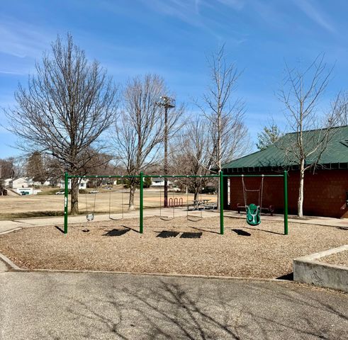 6734 Russell Avenue S, Richfield, MN 55423