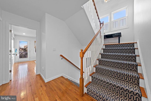 706 S BAY AVE, Beach Haven, NJ 08008