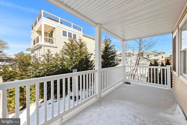 706 S BAY AVE, Beach Haven, NJ 08008