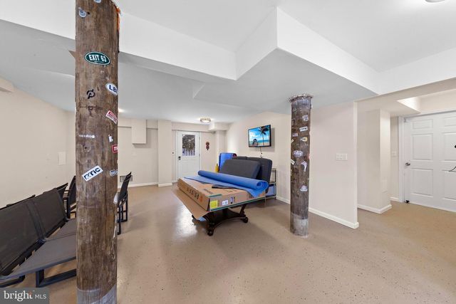 706 S BAY AVE, Beach Haven, NJ 08008