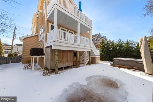 706 S BAY AVE, Beach Haven, NJ 08008