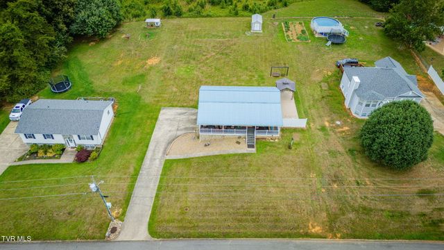 69 Pine Ridge Drive, Afton, TN 37616