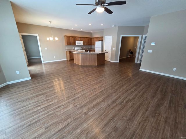 305 W Longfellow Boulevard, Columbia City, IN 46725