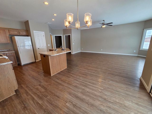 305 W Longfellow Boulevard, Columbia City, IN 46725