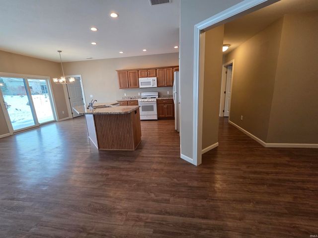 305 W Longfellow Boulevard, Columbia City, IN 46725