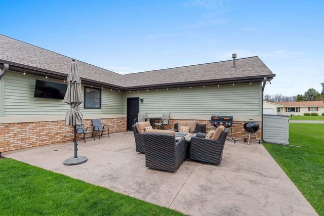 W2281 BLARNEY COURT, Freedom, WI 54130