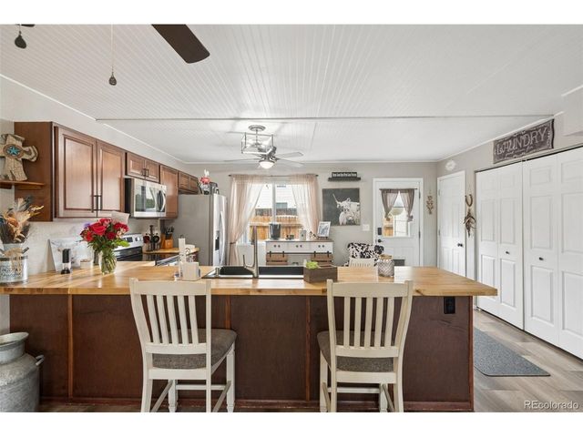 1874 Lanka Ln, Colorado Springs, CO 80915
