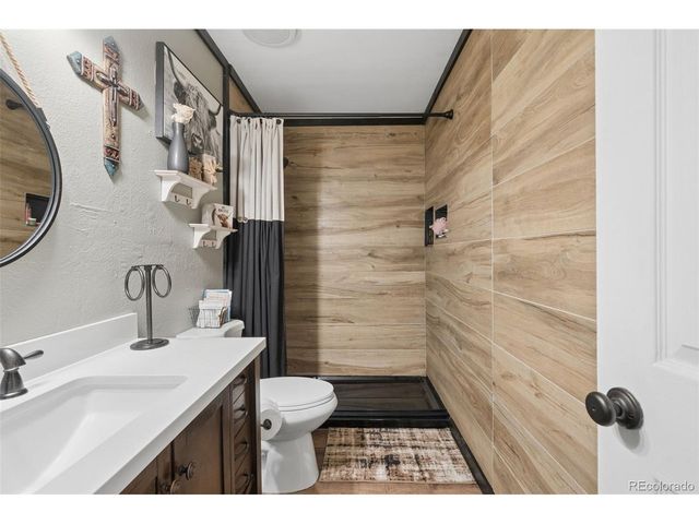 1874 Lanka Ln, Colorado Springs, CO 80915