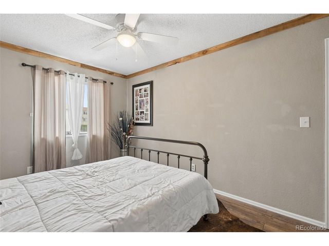 1874 Lanka Ln, Colorado Springs, CO 80915