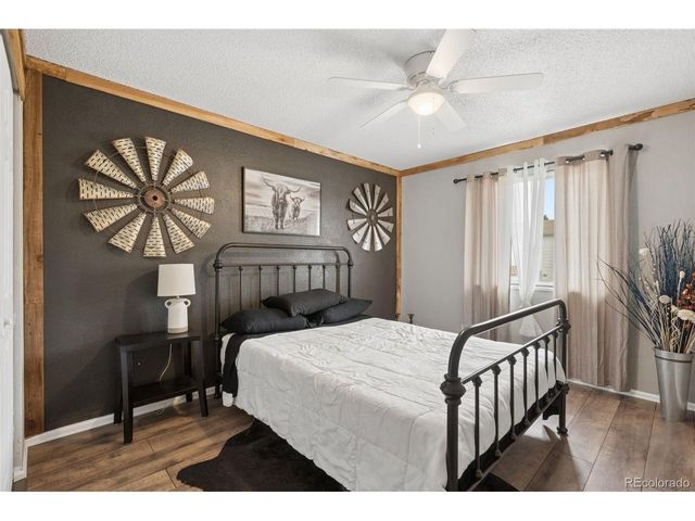 1874 Lanka Ln, Colorado Springs, CO 80915