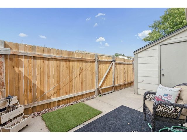 1874 Lanka Ln, Colorado Springs, CO 80915