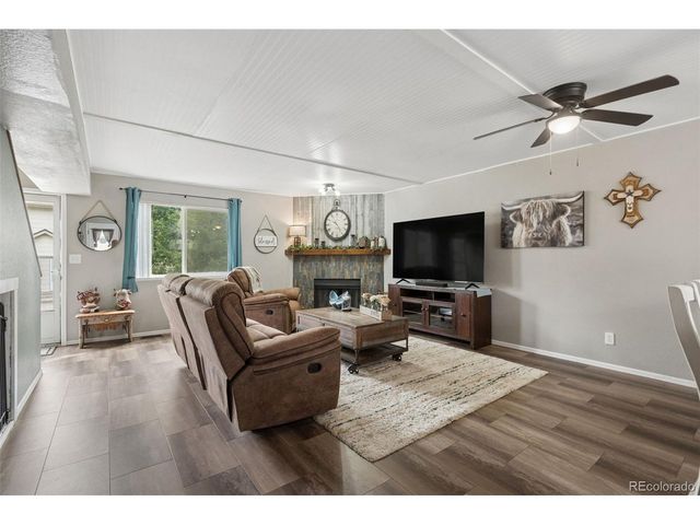 1874 Lanka Ln, Colorado Springs, CO 80915