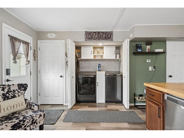 1874 Lanka Ln, Colorado Springs, CO 80915