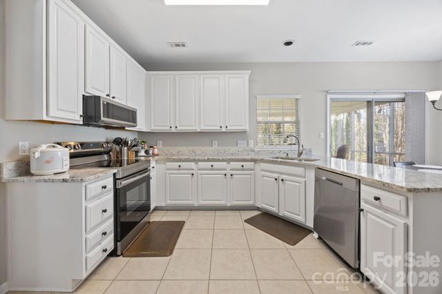 8701 Kirkley Glen Lane, Charlotte, NC 28215