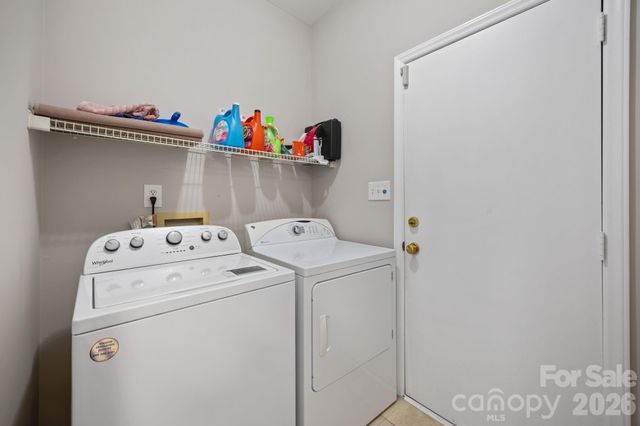 8701 Kirkley Glen Lane, Charlotte, NC 28215