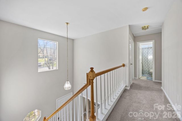 8701 Kirkley Glen Lane, Charlotte, NC 28215