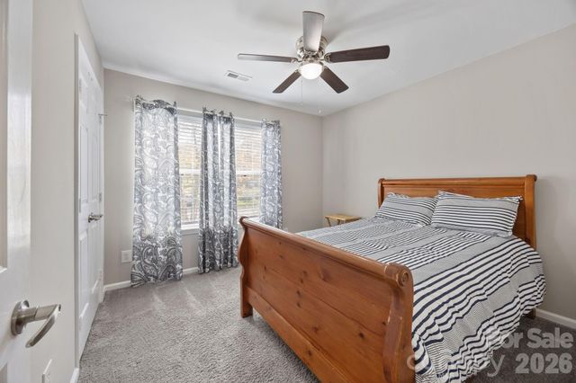 8701 Kirkley Glen Lane, Charlotte, NC 28215