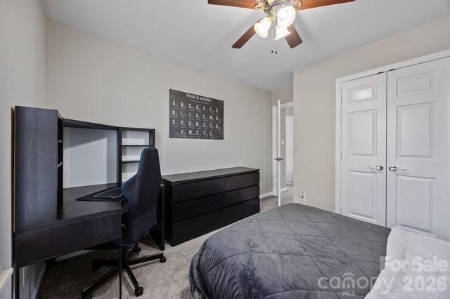 8701 Kirkley Glen Lane, Charlotte, NC 28215