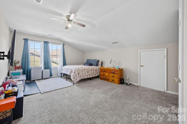 8701 Kirkley Glen Lane, Charlotte, NC 28215