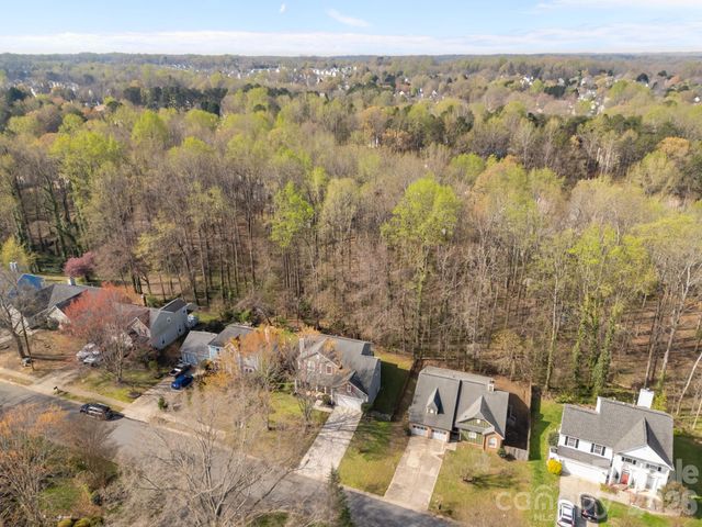 8701 Kirkley Glen Lane, Charlotte, NC 28215