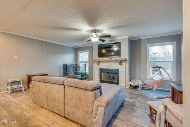 593 Summerville Road, Kingsport, TN 37663