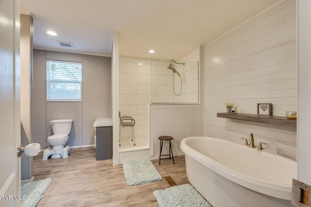 593 Summerville Road, Kingsport, TN 37663