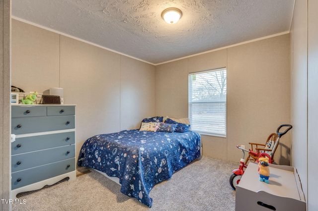 593 Summerville Road, Kingsport, TN 37663