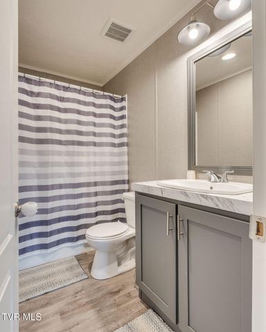 593 Summerville Road, Kingsport, TN 37663