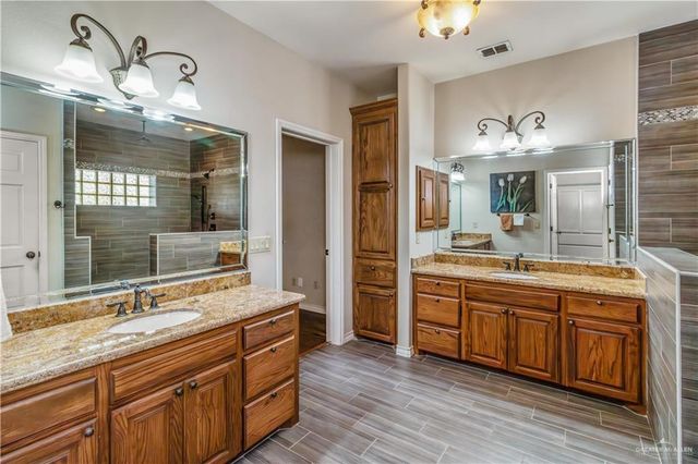 1716 N 49th Street, Mcallen, TX 78501