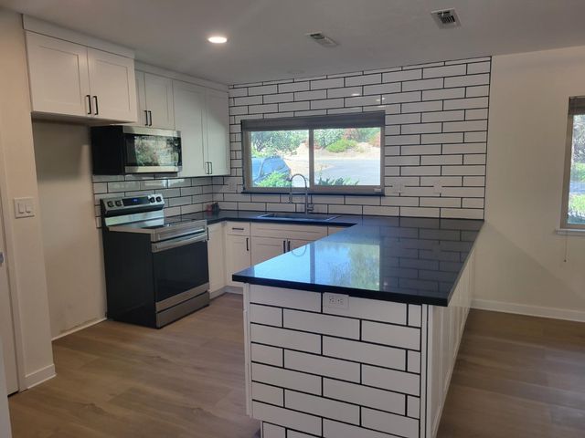 30685 Yosemite Springs Pkwy, Coarsegold, CA 93614