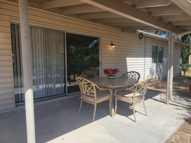 30685 Yosemite Springs Pkwy, Coarsegold, CA 93614