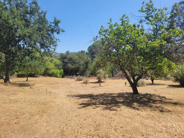 30685 Yosemite Springs Pkwy, Coarsegold, CA 93614