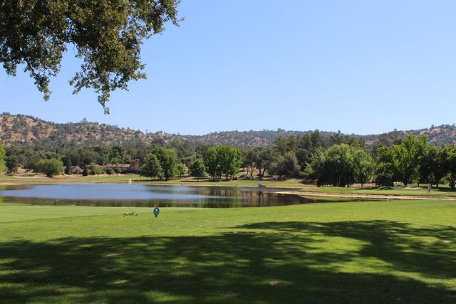 30685 Yosemite Springs Pkwy, Coarsegold, CA 93614