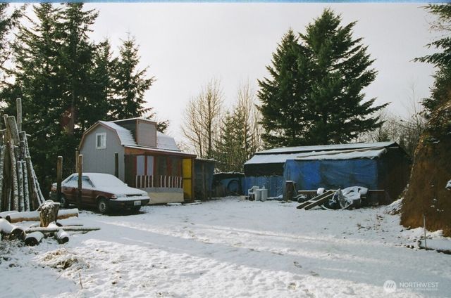 32241 N US Highway 101, Lilliwaup, WA 98555