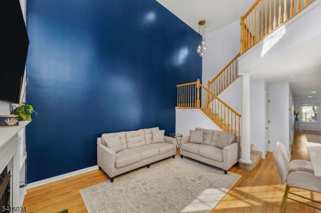 377 Hannah Way, Bridgewater Twp., NJ 08807