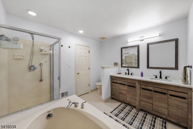 377 Hannah Way, Bridgewater Twp., NJ 08807