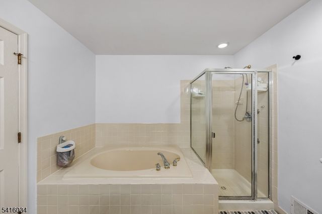 377 Hannah Way, Bridgewater Twp., NJ 08807