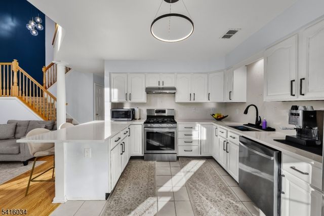 377 Hannah Way, Bridgewater Twp., NJ 08807