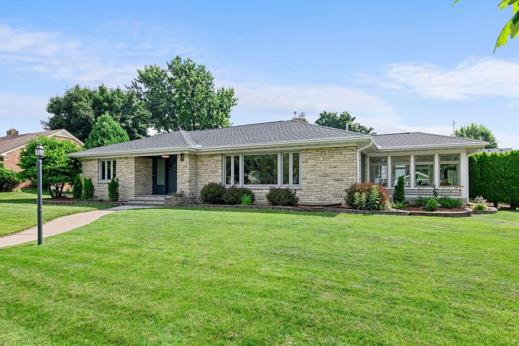 2335 Stinson Boulevard, Minneapolis, MN 55418