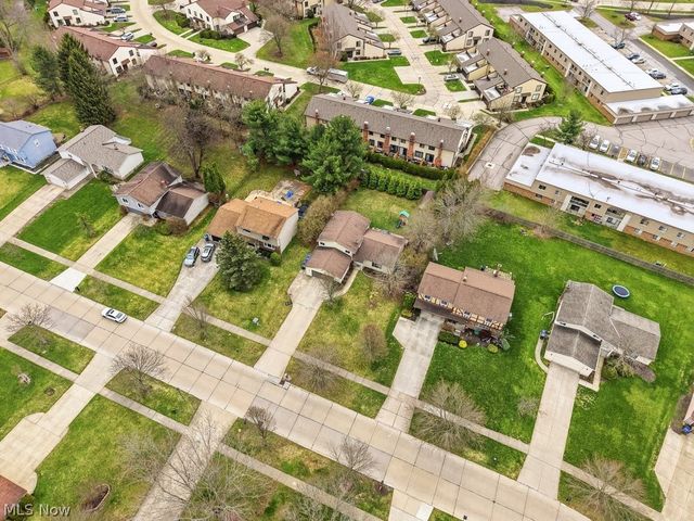 32430 N Roundhead Drive, Solon, OH 44139