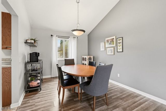 32430 N Roundhead Drive, Solon, OH 44139