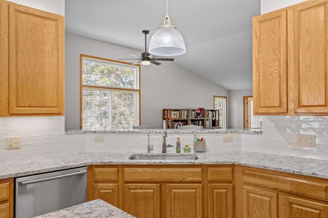 11288 London Court NE, Blaine, MN 55449