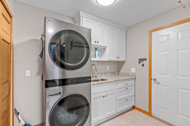 11288 London Court NE, Blaine, MN 55449