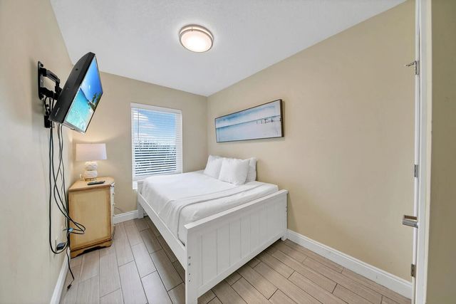 663 Nautilus Court 201, Fort Walton Beach, FL 32548